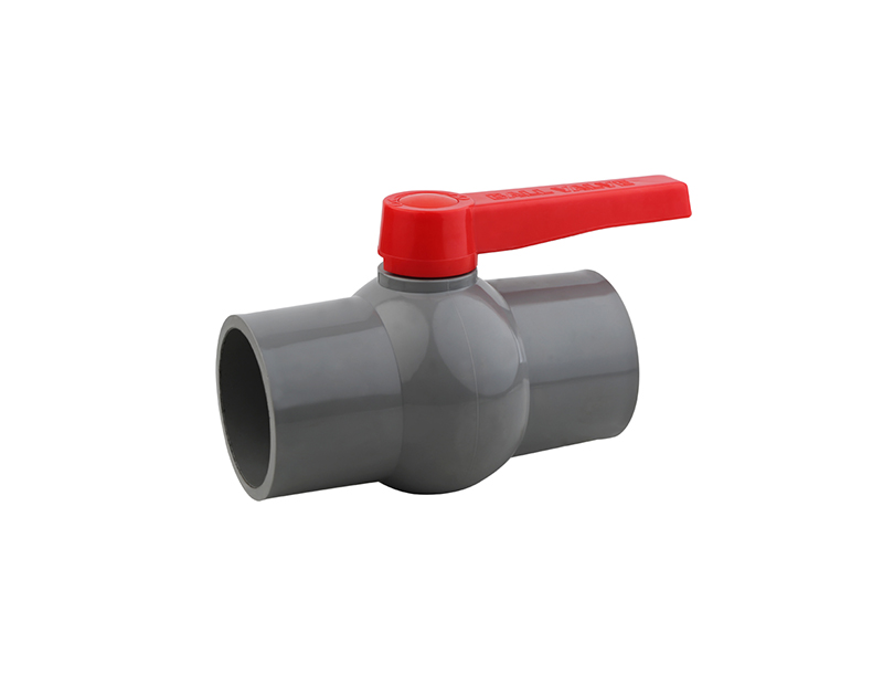 What is the working principle of plastic ball valve